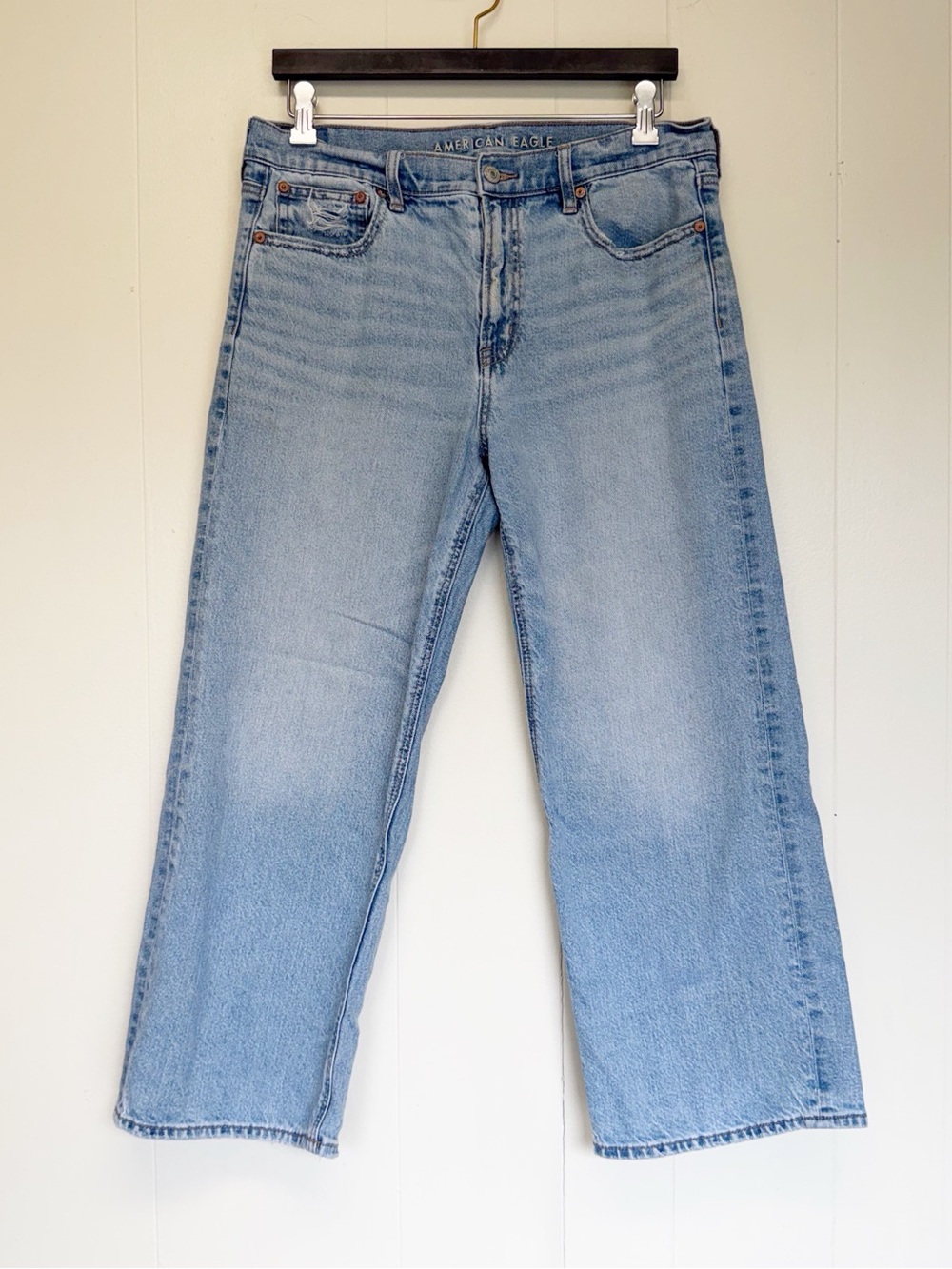AMERICAN EAGLE Strigid Stovepipe Jeans Light Wash Size 8 X-Short